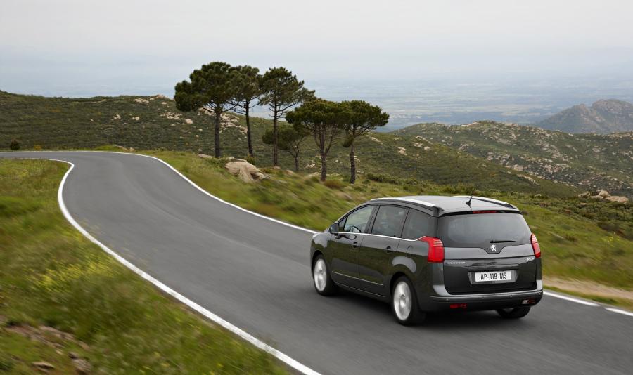  Peugeot 5008 2009 года  (фото 63 из 122)